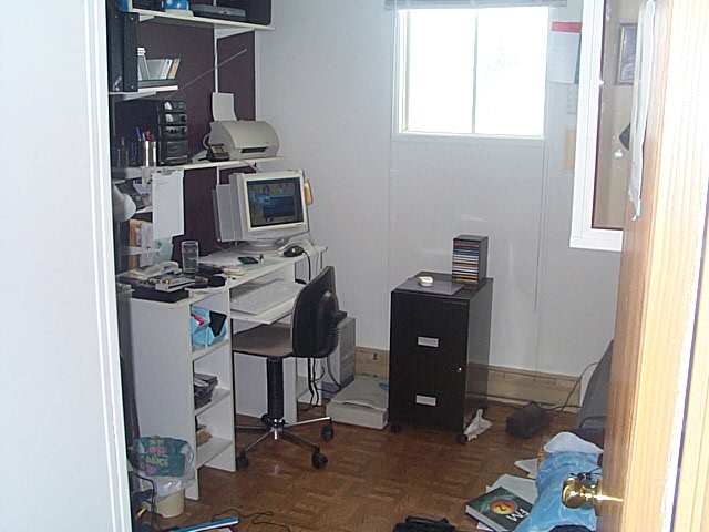 The office corner of a bedroom
