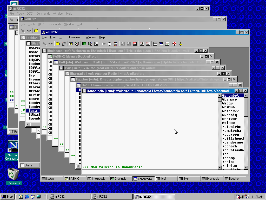 Dozens of chat rooms opened in mIRC on Windows 98.